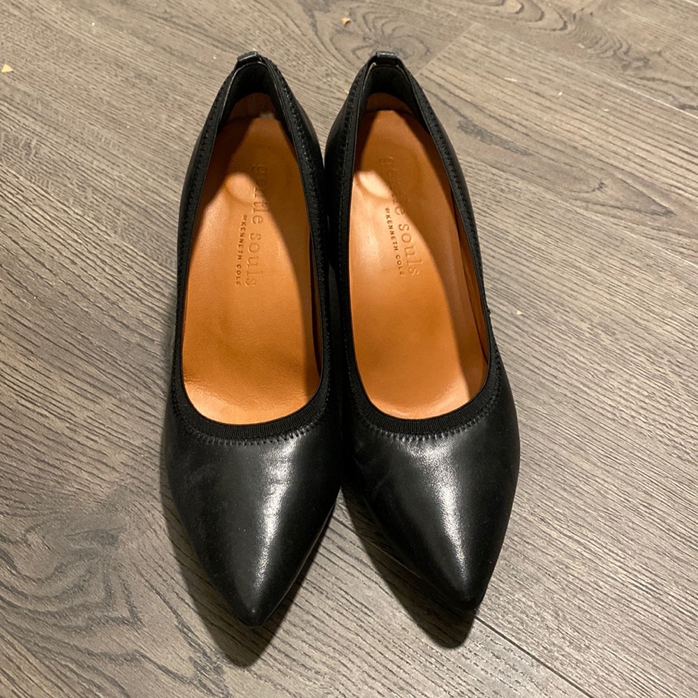 Gentle Souls Dionne Pump